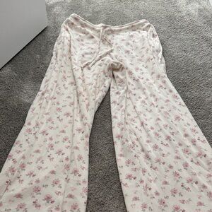 Hollister Cream Floral Pants
